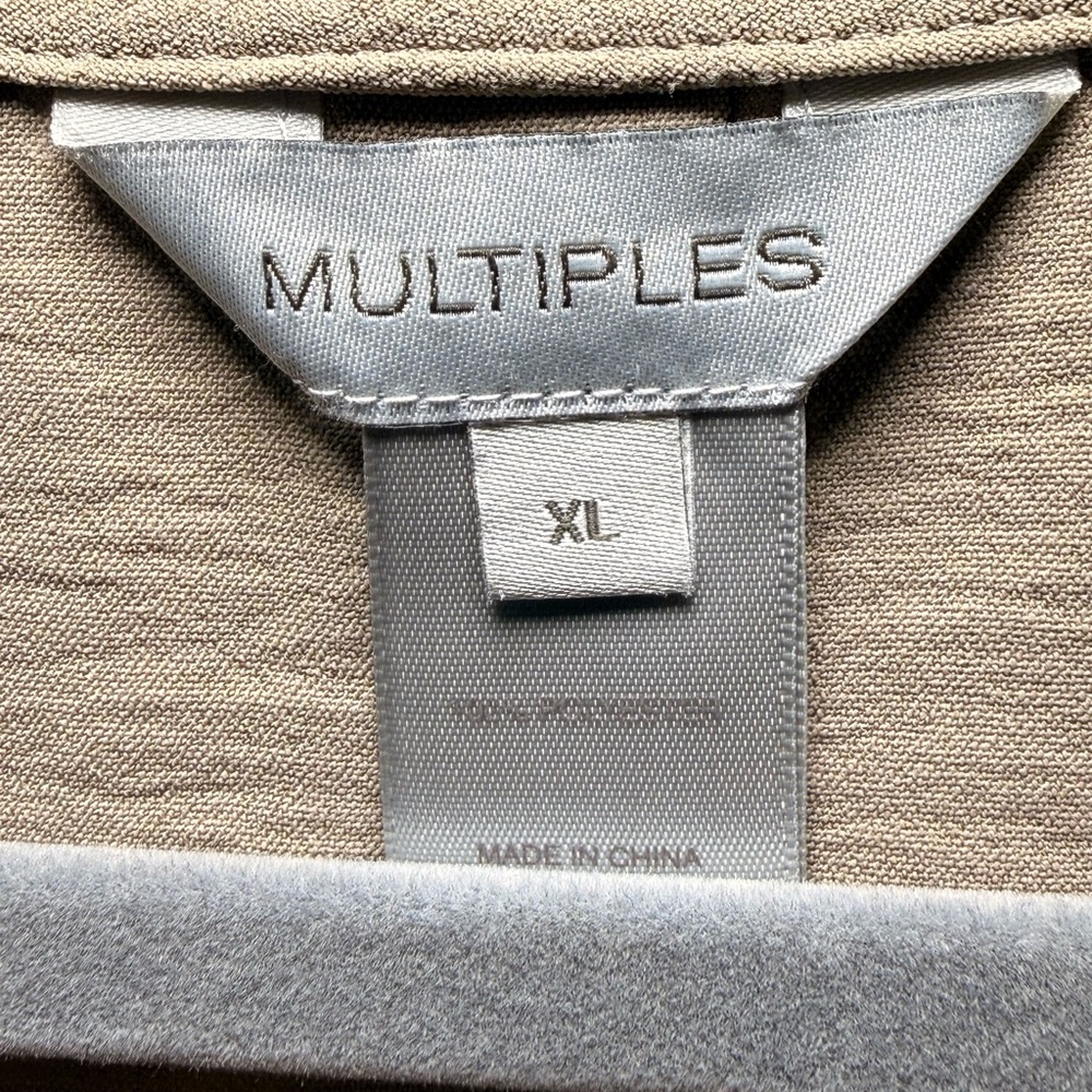 New Nwot Multiples Women's Tan 3/4 Sleeve Blouse … - image 2